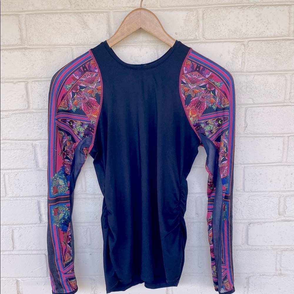 Lucky in Love Athena Deity LS Athletic Top M - Picture 2 of 10